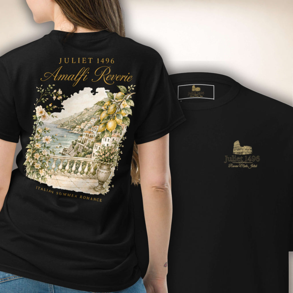 Amalfi Reverie Shirt in Schwarz, getragen mit großem Zitronen- und Küstenmotiv auf dem Rücken