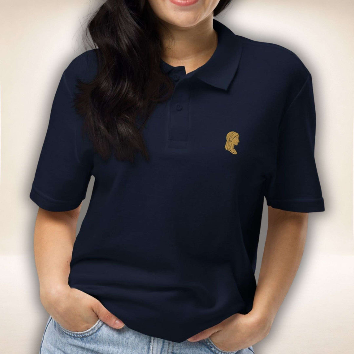Juliet Silhouette Poloshirt in Navy mit goldfarbener Juliet-Stickerei