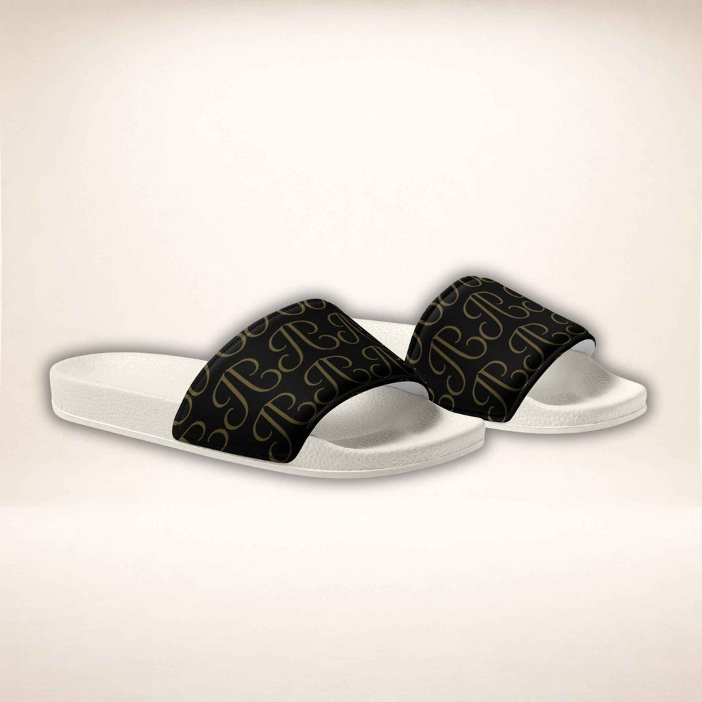 Sandalen Cap d’Or mit breitem Monogrammriemen und heller Sohle, seitliche Paaransicht